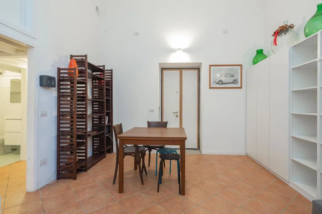 Apartment Flat In Isola De Castillia 22 Milan Italy