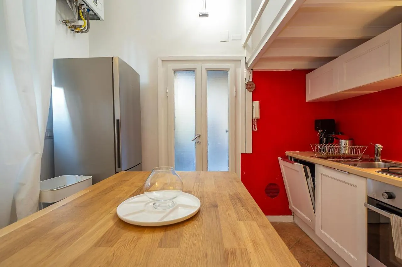 Flat In Isola De Castillia 22 Milan