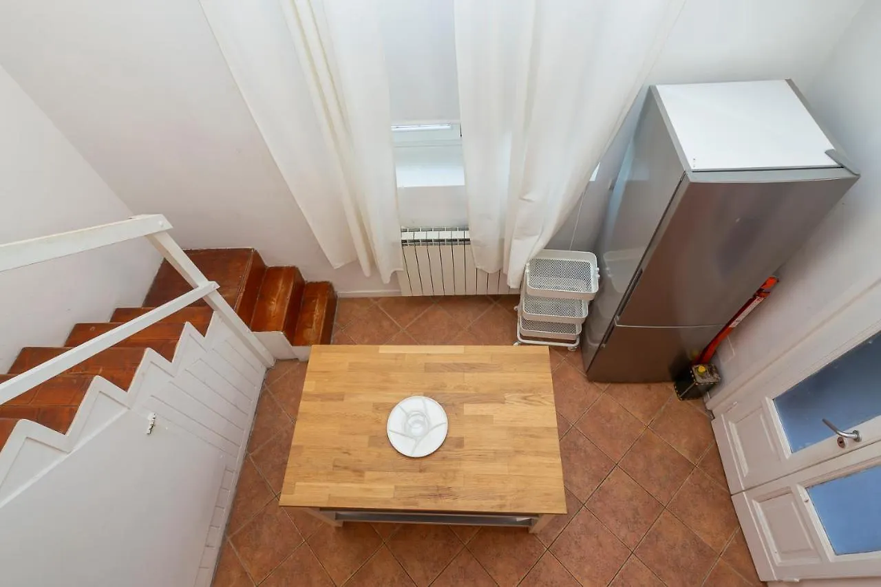 Flat In Isola De Castillia 22 Milan