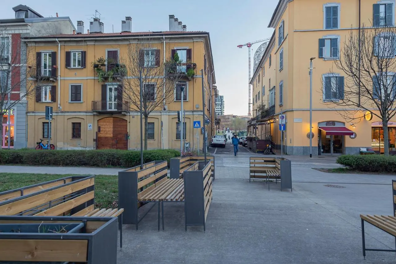 Flat In Isola De Castillia 22 Milan